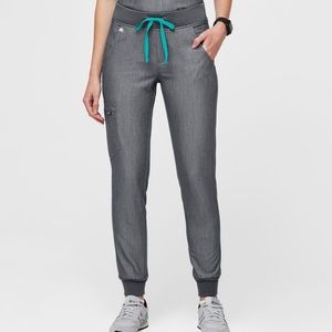Figs Zamora Jogger Scrub Pants in Graphite